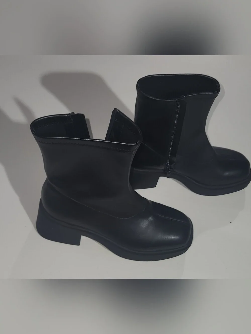 Wild Fable Faux Leather Side Zip Ankle Boots Size 6